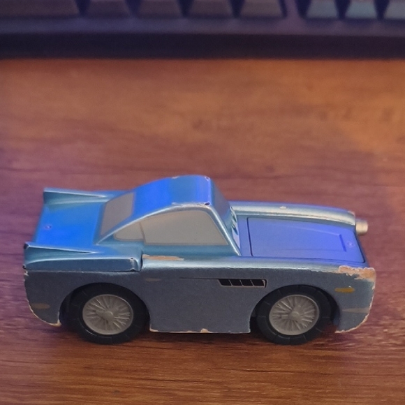 Vintage Disney Pixar Cars Wood Collection - Professor Z & Finn McMissile - Picture 7 of 14